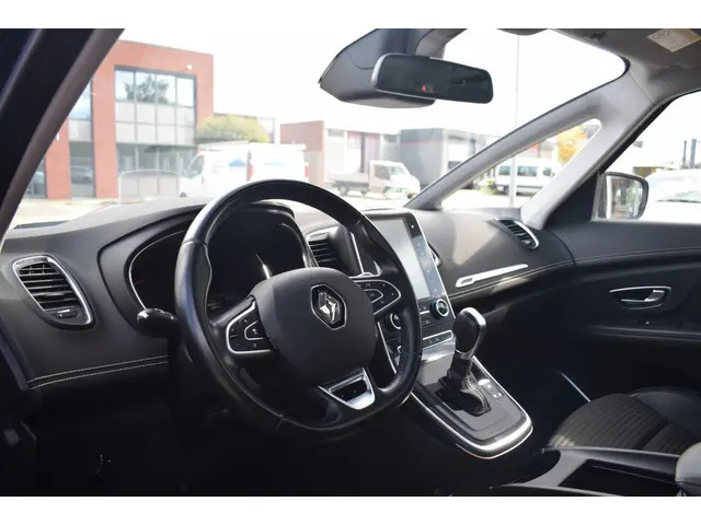Renault Scénic 1.3 TCe Bose 2019 Benzine 3