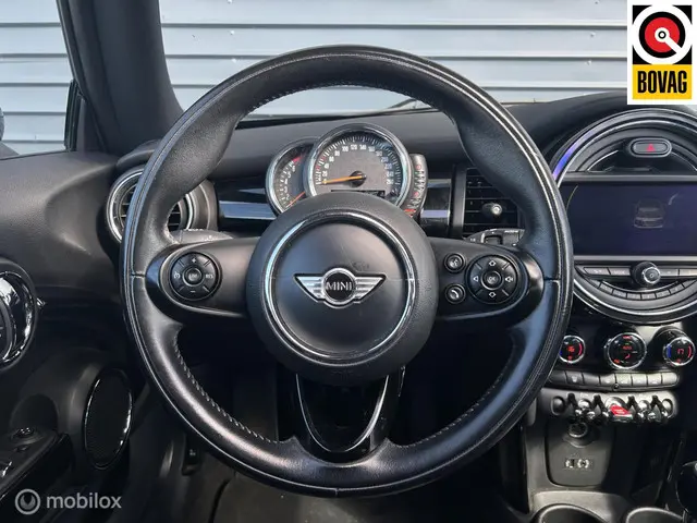 MINI Cooper Mini 1.5 Chili Business 2015 Benzine 23