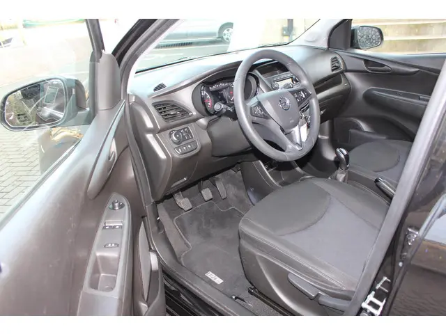 Opel KARL 1.0 ecoFLEX 120 Jaar Edition 2019 Benzine 30