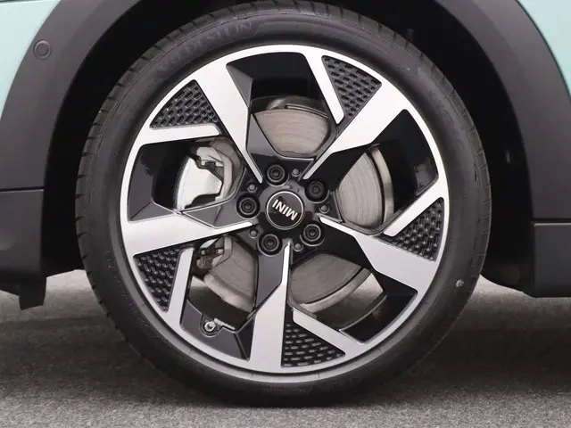 MINI 3-Deurs Cooper C 2024 Benzine 9