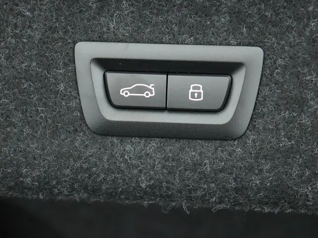 BMW 4 Serie Coupé M440i xDrive 2026 Benzine 35