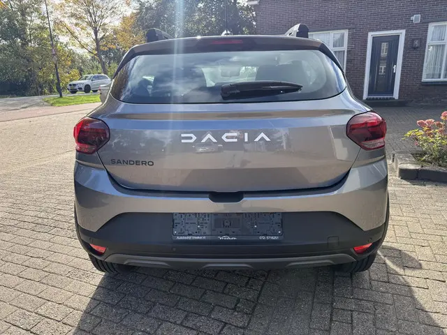 Dacia Sandero Stepway 1.0 TCe 90 Expression 2025 Benzine 5