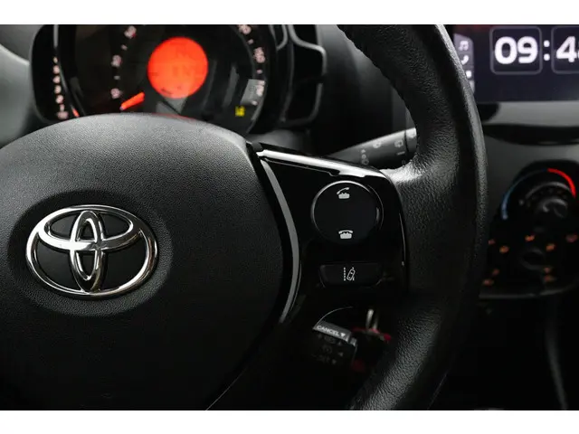 Toyota Aygo 1.0 VVT-i x-cite 2019 Benzine 21