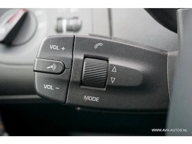 SEAT Ibiza SC 1.4 TSI FR DSG Automaat 2012 Benzine 18