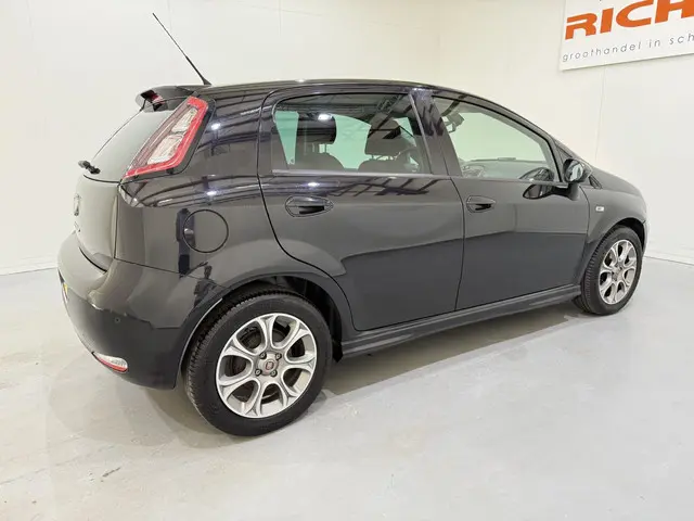 Fiat Punto 0.9 TwinAir Turbo 100 Lounge 2015 Benzine 7