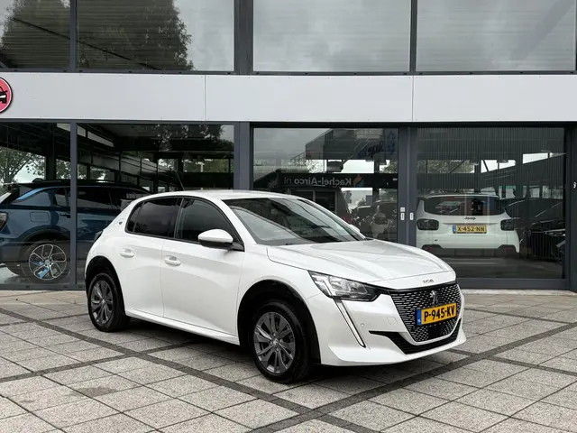 Peugeot e-208 2