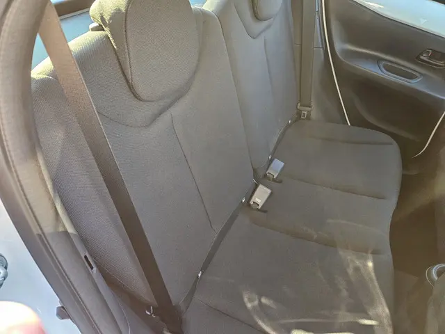 Toyota Aygo X 1.0 VVT-i S-CVT Play,(btw auto) 2025 Benzine 10