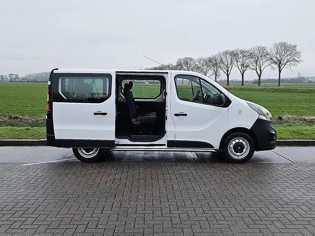 Opel Vivaro 1.6 2019 Diesel 13