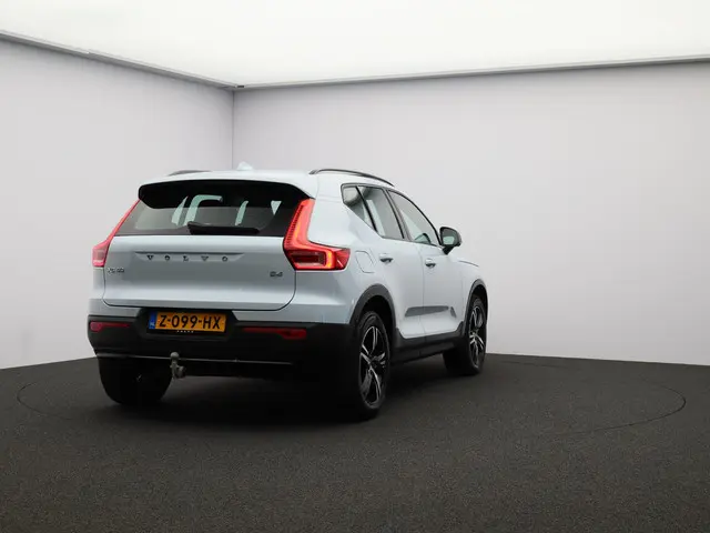 Volvo XC40 2.0 B4 Plus Dark 2024 Benzine 18