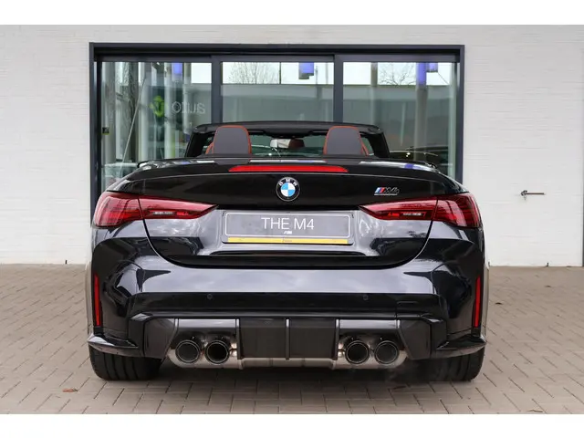 BMW M4 Cabrio Competition 2026 Benzine 4