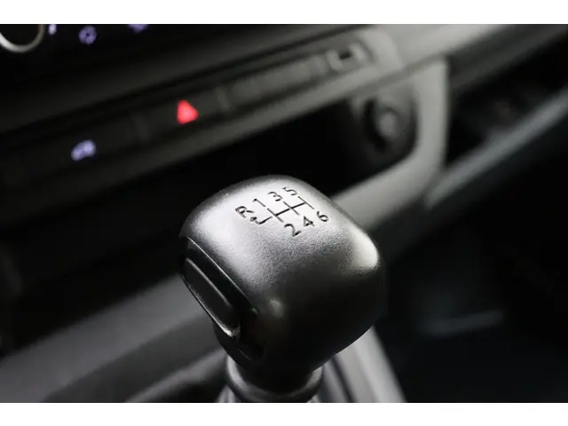 Opel Vivaro 2.0 CDTI L3H1 Edition 2020 Diesel 24