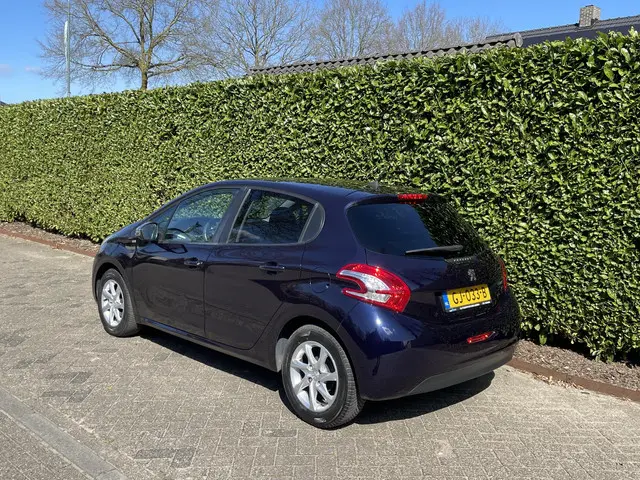 Peugeot 208 1.2 PureTech Style 2015 Benzine 3