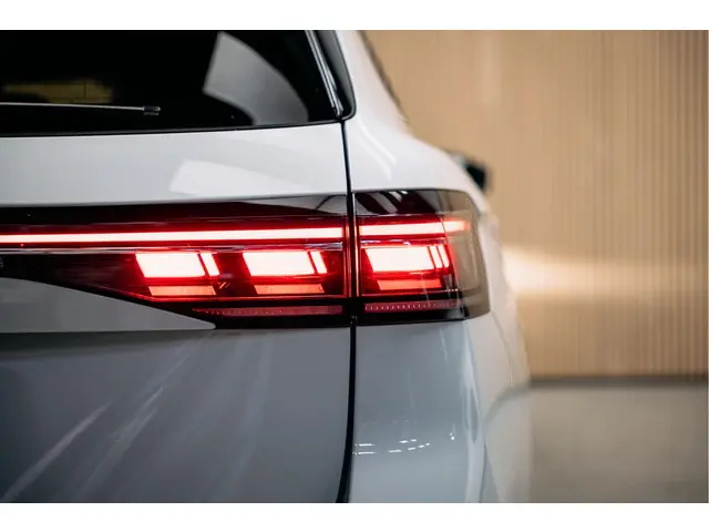 Volkswagen Passat R-Line Diesel 2024 Diesel 15