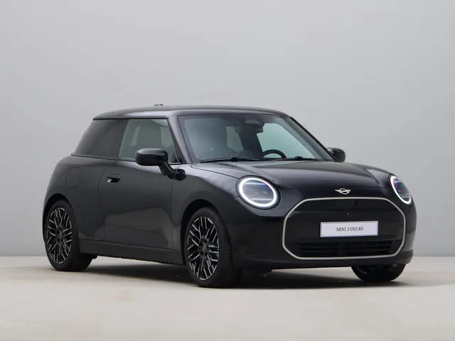 MINI 3-Deurs Cooper E 2024 Elektrisch 7