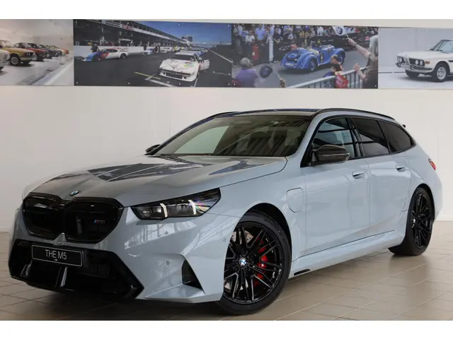 BMW M5 Touring 2025 Hybride Benzine 35
