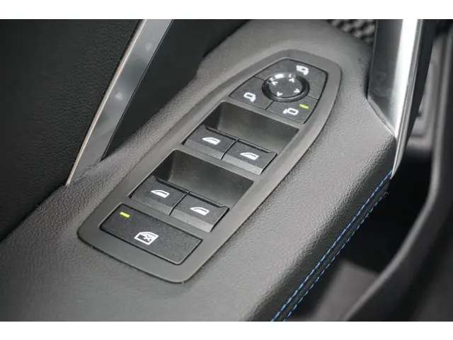 BMW X1 sDrive18i 2023 Benzine 31