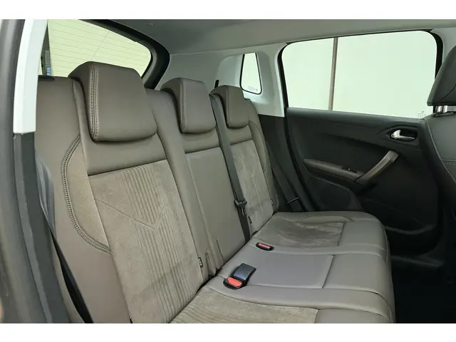 Peugeot 2008 1.6 VTi Féline 2013 Benzine 15