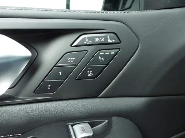 BMW X7 xDrive40i 2023 Benzine 27