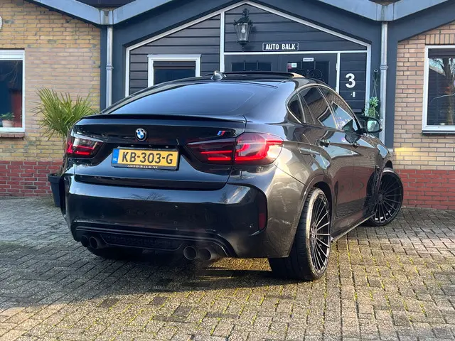BMW X6 M | Carbon | H&K | Schuifdak | Memory | Hud | 22" 2015 Benzine 4
