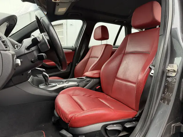 BMW X1 sDrive20i Upgrade Edition 2013 Benzine 4