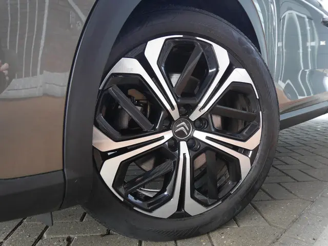 Citroën C5 X 1.6 180PK PureTech Shine 2022 Benzine 41