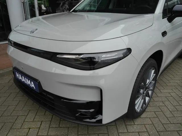 Leapmotor C10 REEV Design 28.4 kWh 2025 Hybride Benzine 45