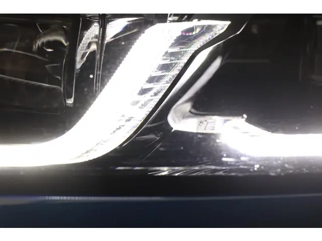 Ford Kuga 2.5 PHEV ST-Line X 2025 Hybride Benzine 21