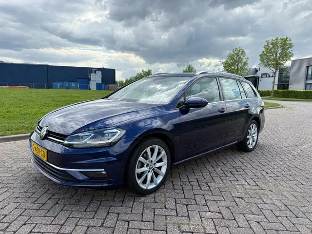 Volkswagen Golf 2