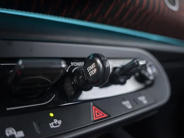 MINI Countryman E 2024 Elektrisch 13