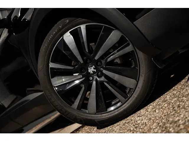 Peugeot 5008 GT 2024 Benzine 11