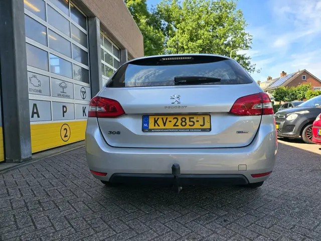 Peugeot 308 SW 1.2 PureTech Blue Lease 2016 Benzine 6