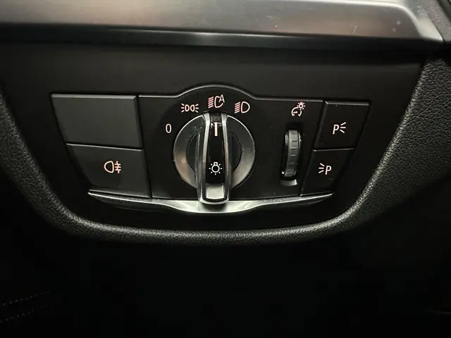 BMW X3 xDrive30i High Executive 2018 Benzine 25