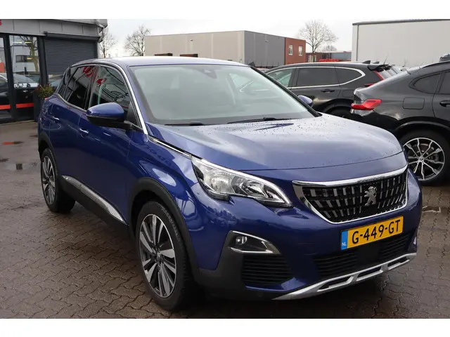 Peugeot 3008 1.2 PureTech Allure 2019 Benzine 9