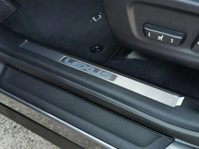 Lexus RX 450h 4WD IN NIEUW STAAT 2015 Hybride Benzine 22