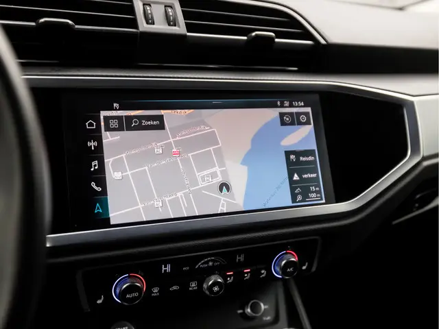 Audi Q3 35 TFSI Sport 2019 Benzine 8