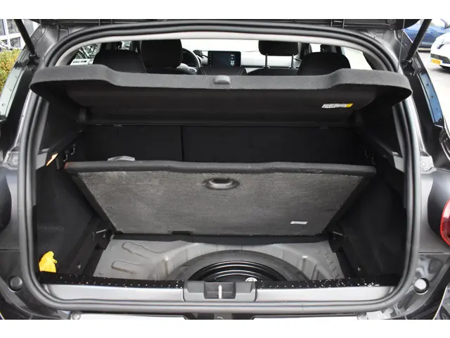 Dacia Sandero Stepway TCe 90 Comfort 2023 Benzine 15