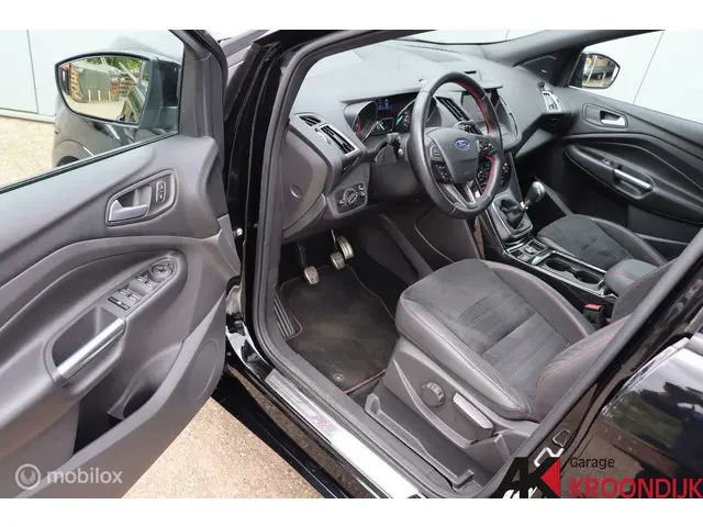 Ford Kuga 1.5 EcoBoost ST Line 2018 Benzine 16