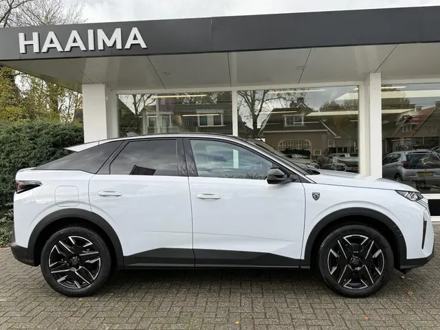 Peugeot 3008 1.2 Hybrid 145 GT 2025 Hybride Benzine 20