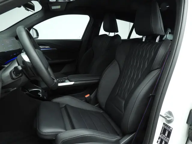 BMW X2 sDrive20i 2025 Benzine 7