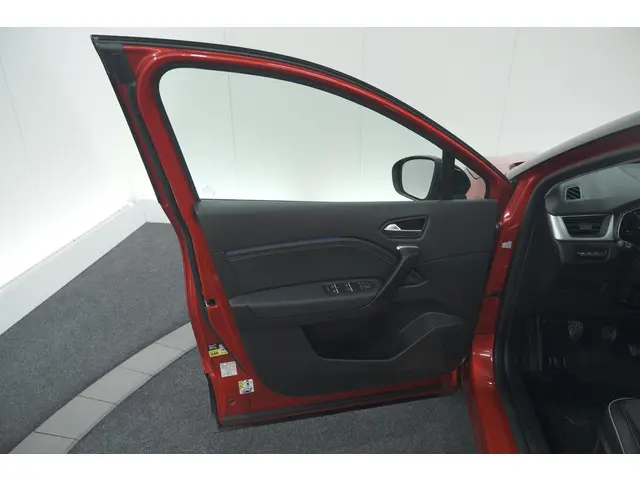 Renault Captur TCe 90 Techno 2024 Benzine 80
