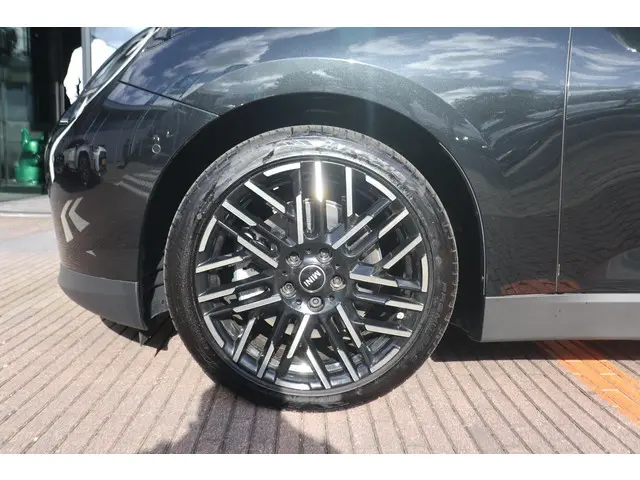 MINI 3-Deurs E 2025 Elektrisch 5