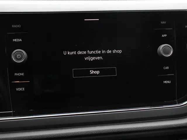 Volkswagen Polo 1.0 TSI R-Line DSG 2023 Benzine 27