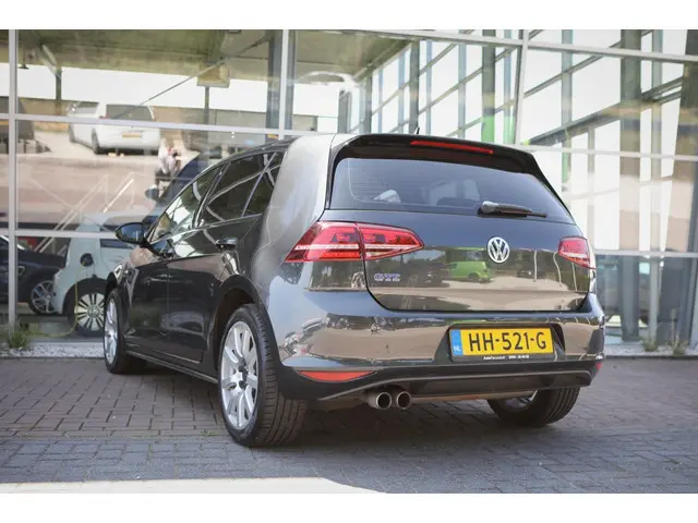 Volkswagen Golf 1.4 TSI GTE 2015 Hybride Benzine 2