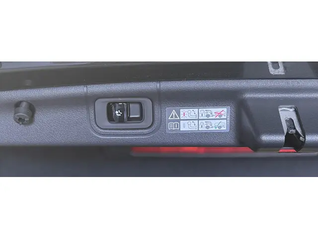 Mercedes-Benz C-Klasse 200 AMG Line 2023 Benzine 25