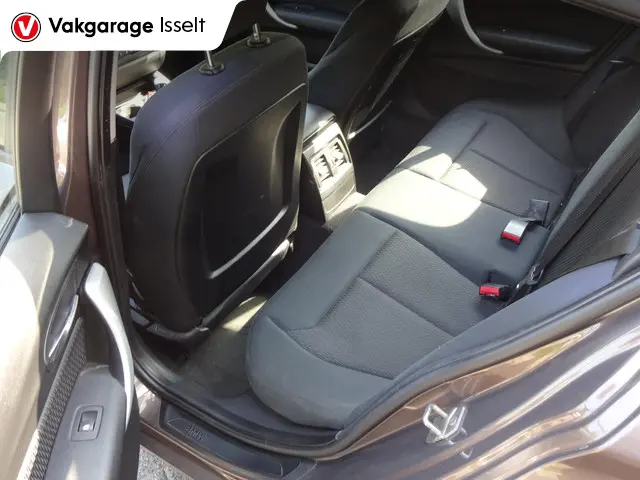 BMW 1 Serie 118i Business AUTOMAAT 2012 Benzine 9
