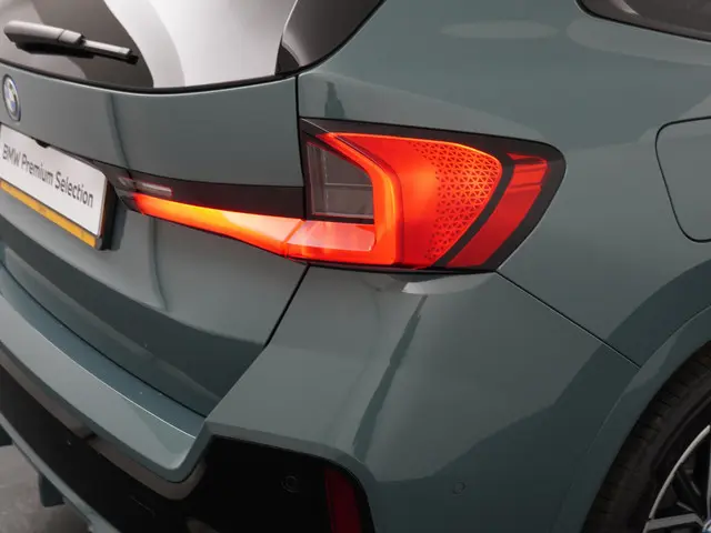 BMW iX1 xDrive30 Launch Edition 67 kWh 2024 Elektrisch 25