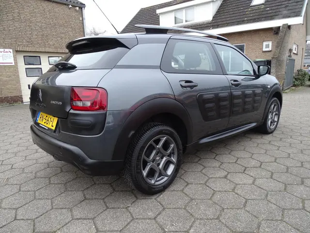 Citroën C4 Cactus 1.2 PureTech Business 2018 Benzine 3