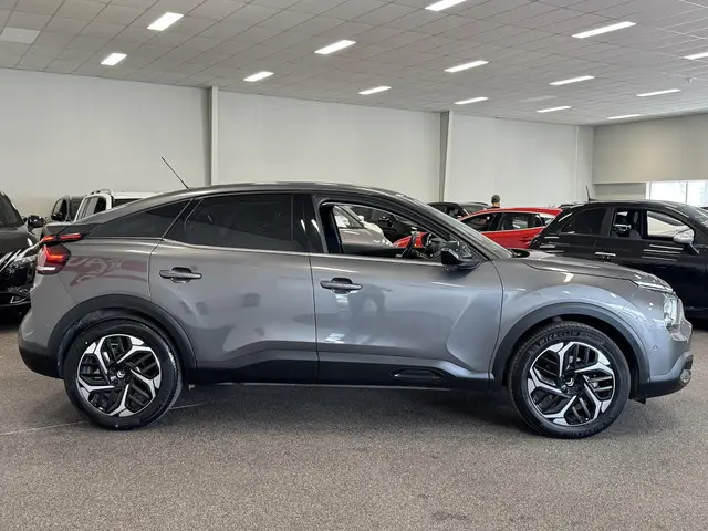 Citroën C4 1.2 Puretech Shine 2022 Benzine 4