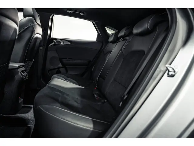 Kia ProCeed 1.5 T-GDi GT-Line 2024 Benzine 22