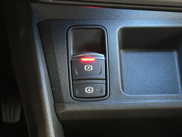 Renault 4 comfort range iconic 52 kWh 2026 Elektrisch 19